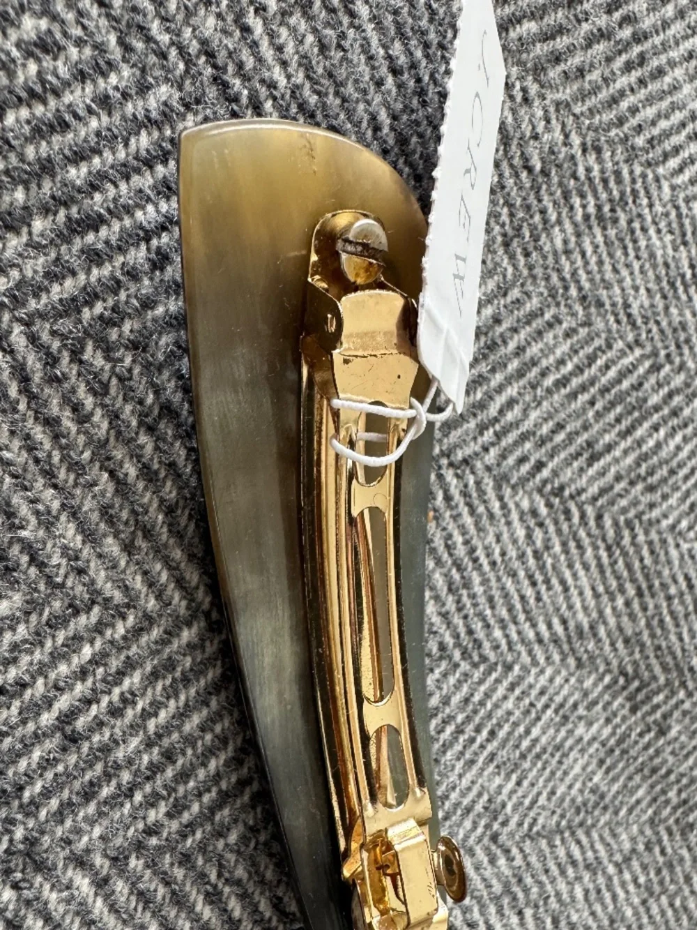 NWT, JCREW, BEAUTIFUL LIGHT/DARK BUFFALO HORN HAIR CLIP